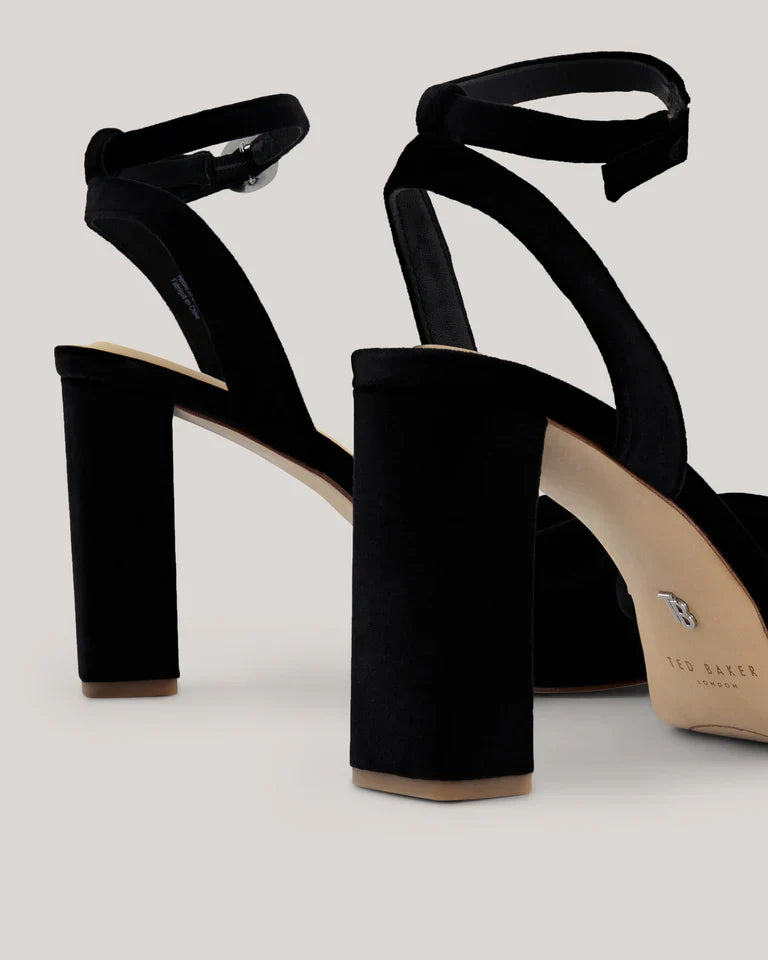 MADDYR: Block Platform Sandal Black