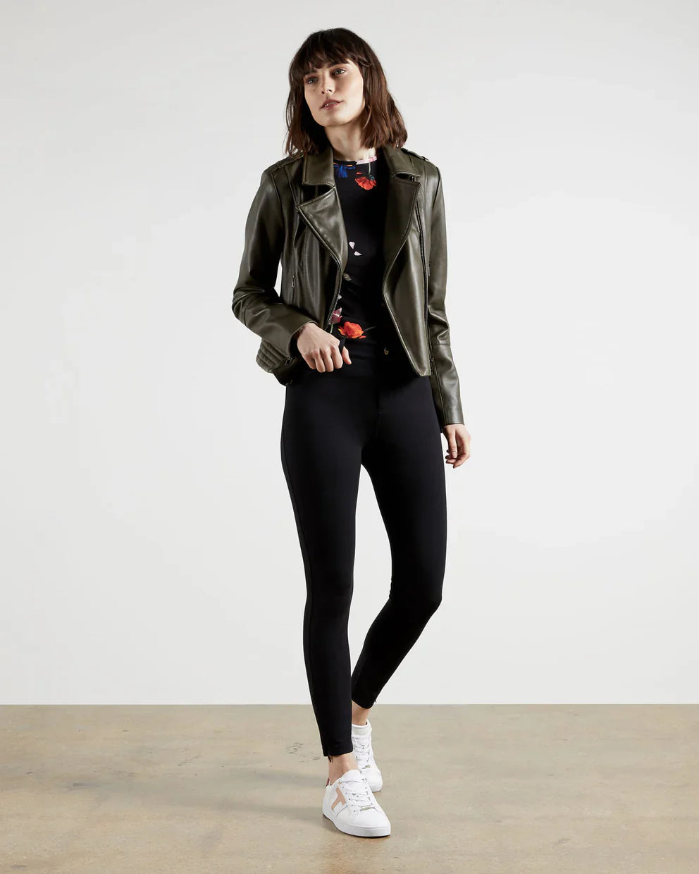 Women's Strenti Black
