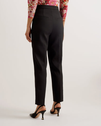 Women's Manabut Black