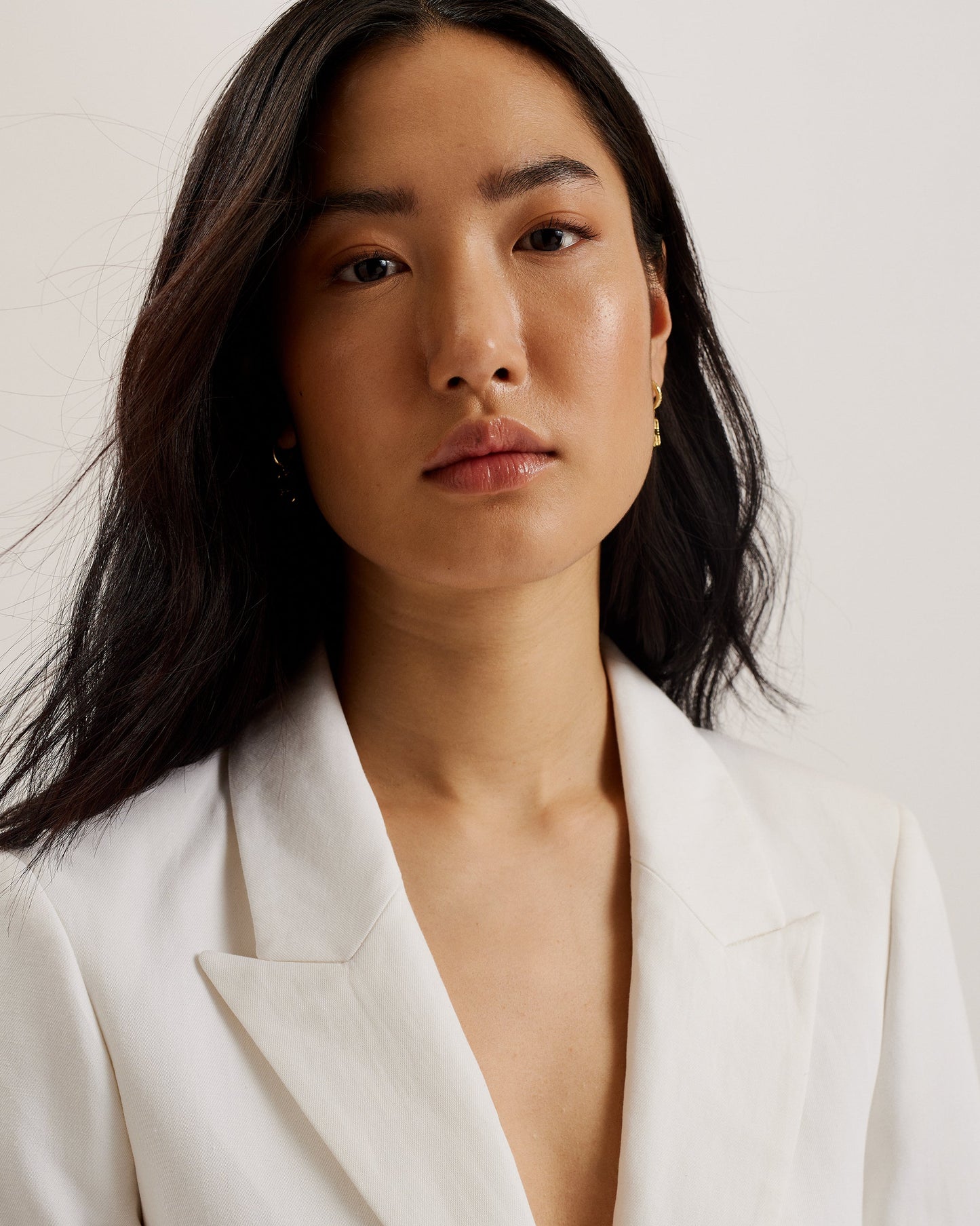 Women's Musub-Tailored Jacket With Faux Pockets White