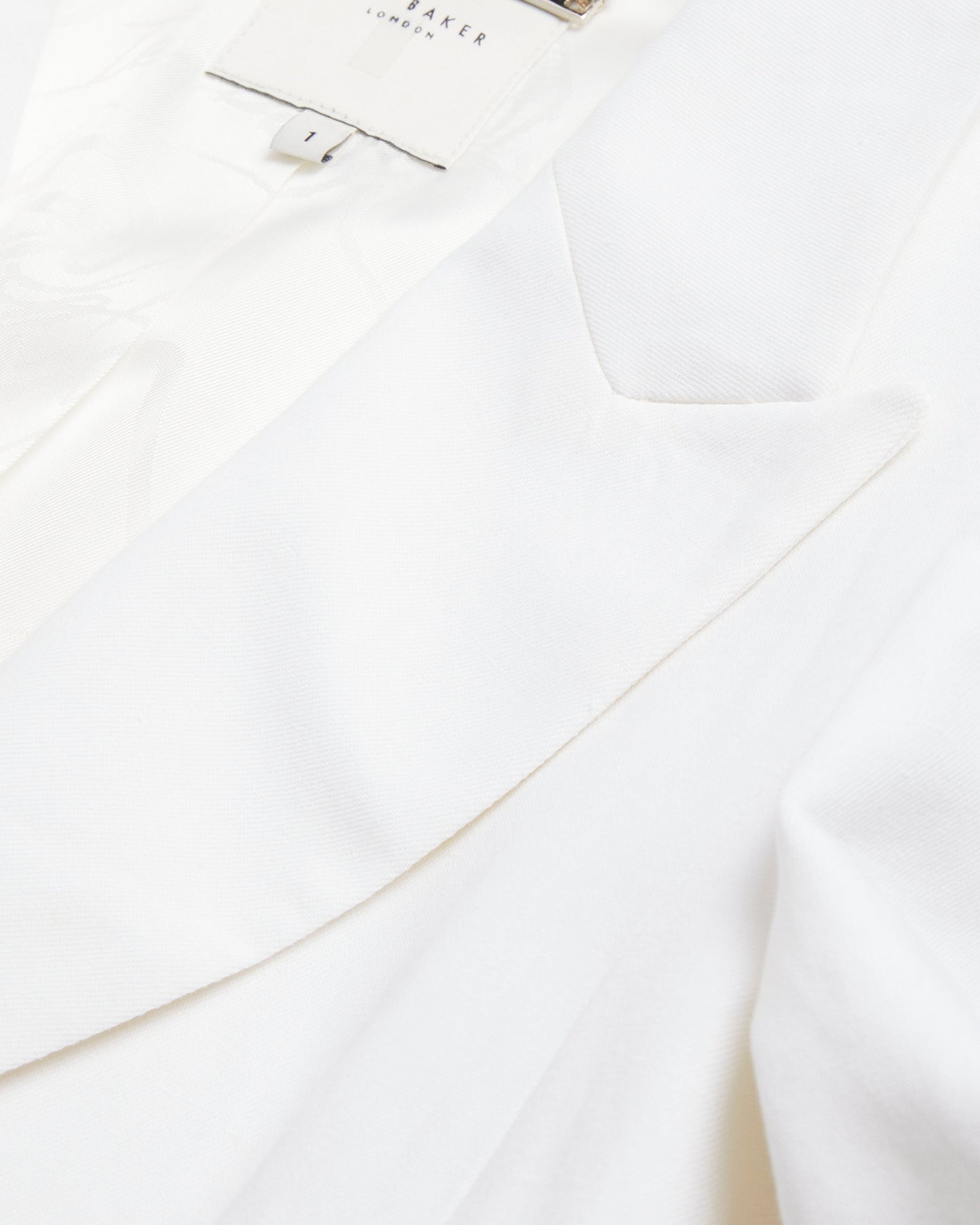 Women's Musub-Tailored Jacket With Faux Pockets White
