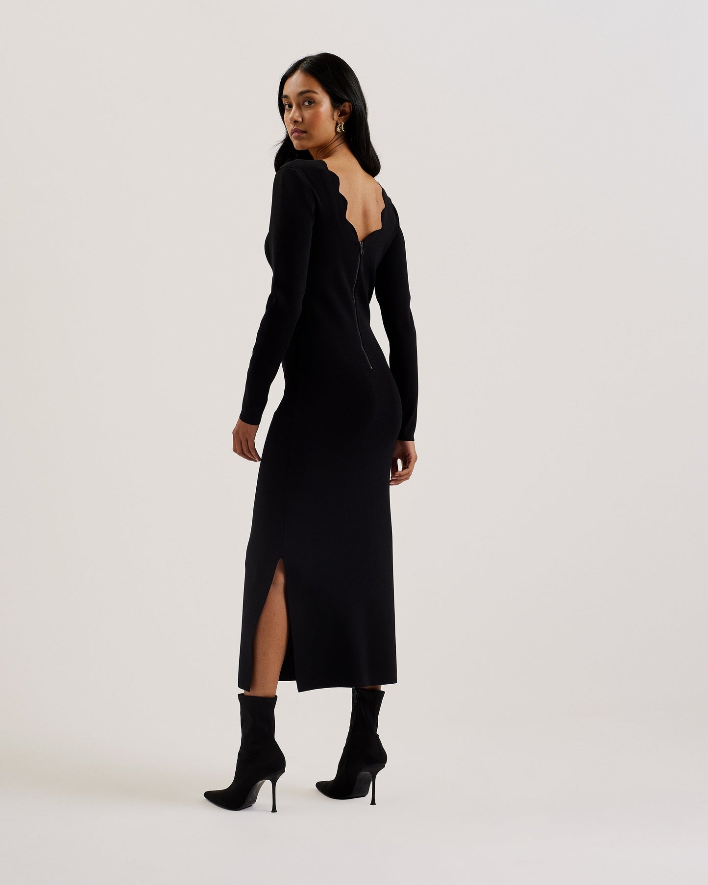 Women's Sharmha-Scallop Bodycon Midi Knit Dress Black