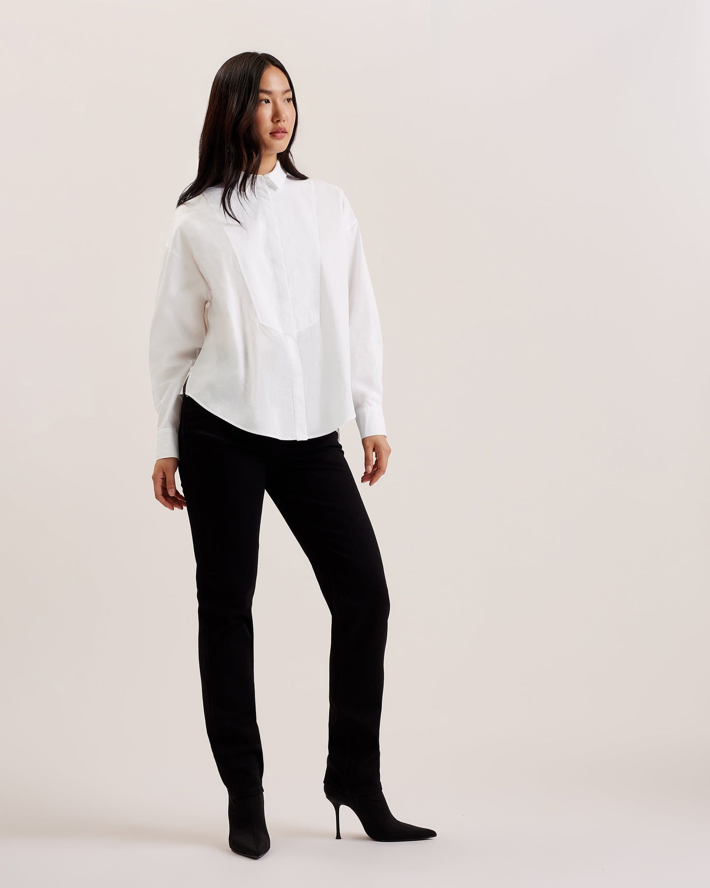Women's Izote-Oversized Drop Shoulder Bib Detail White