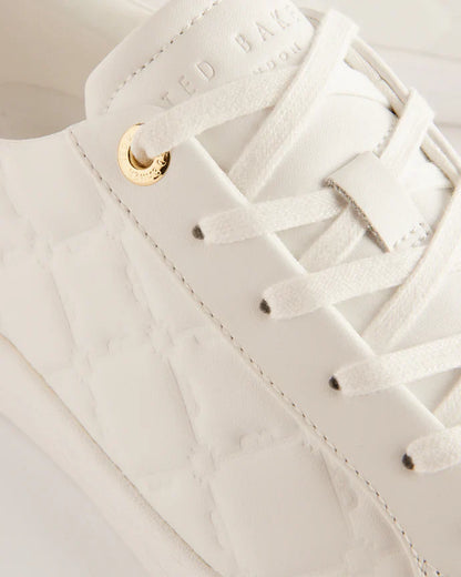 Women's Maddisn White