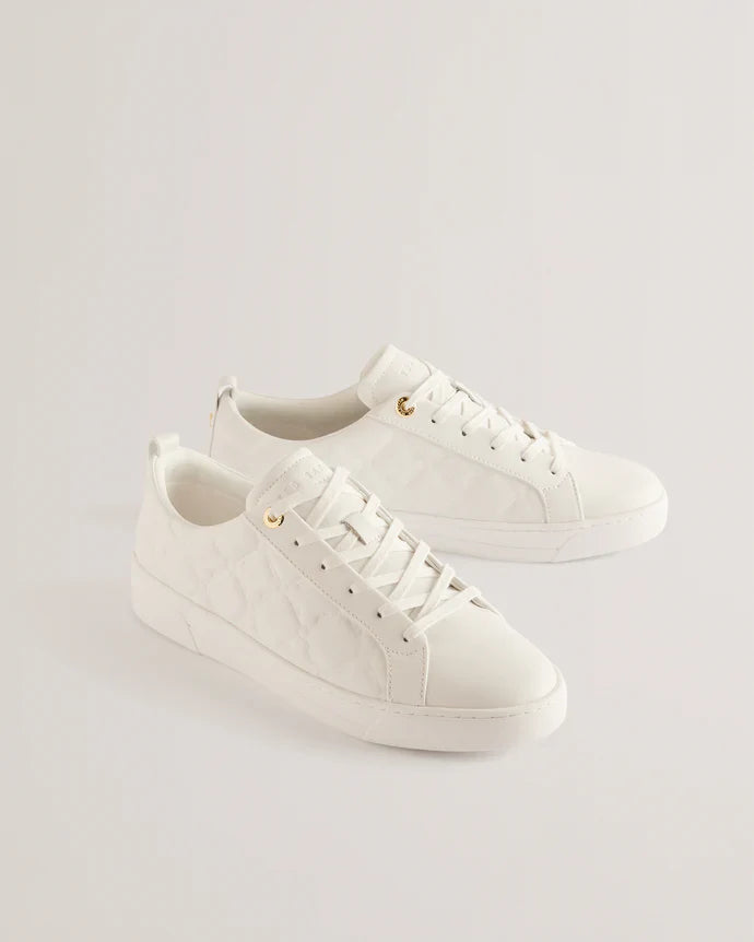 Women's Maddisn White