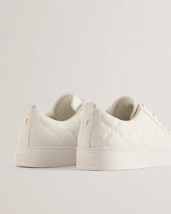Women's Maddisn White