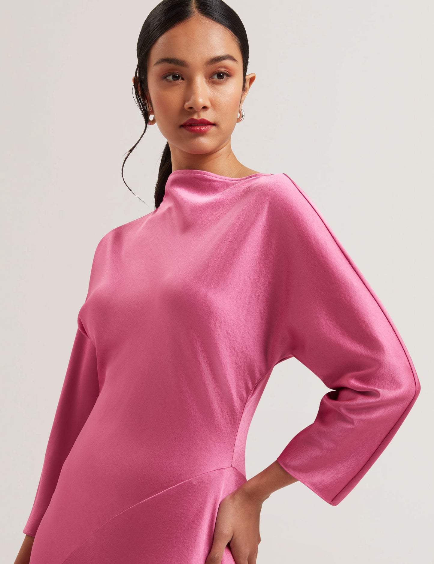 Women's MINHO-Curve Seam Detail Midi Dress Brt-Pink
