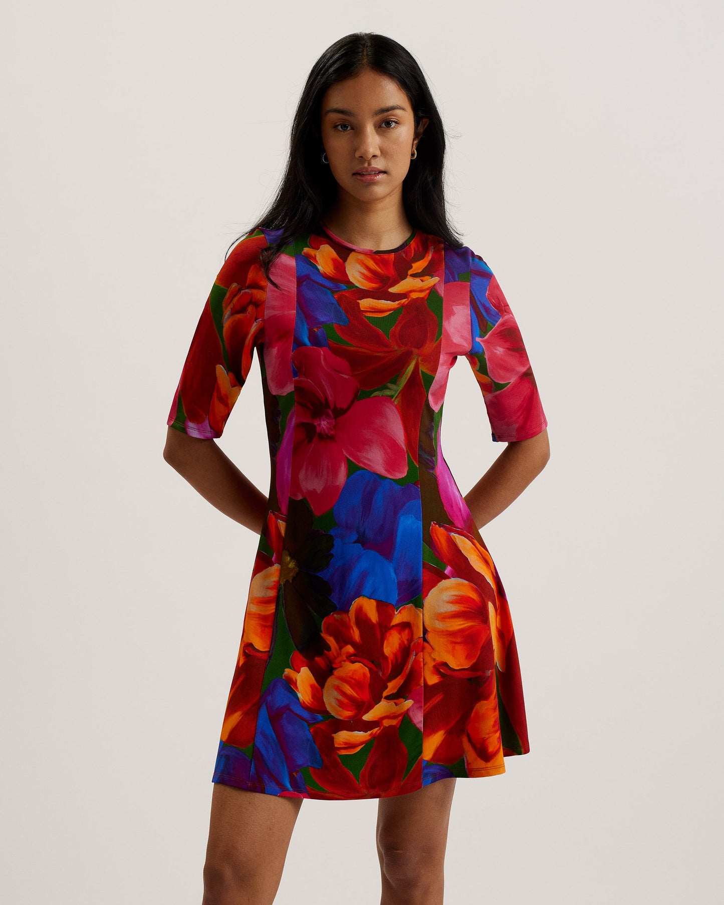 Women's Vverity-3/4 Sleeve Mini Dress Multicol