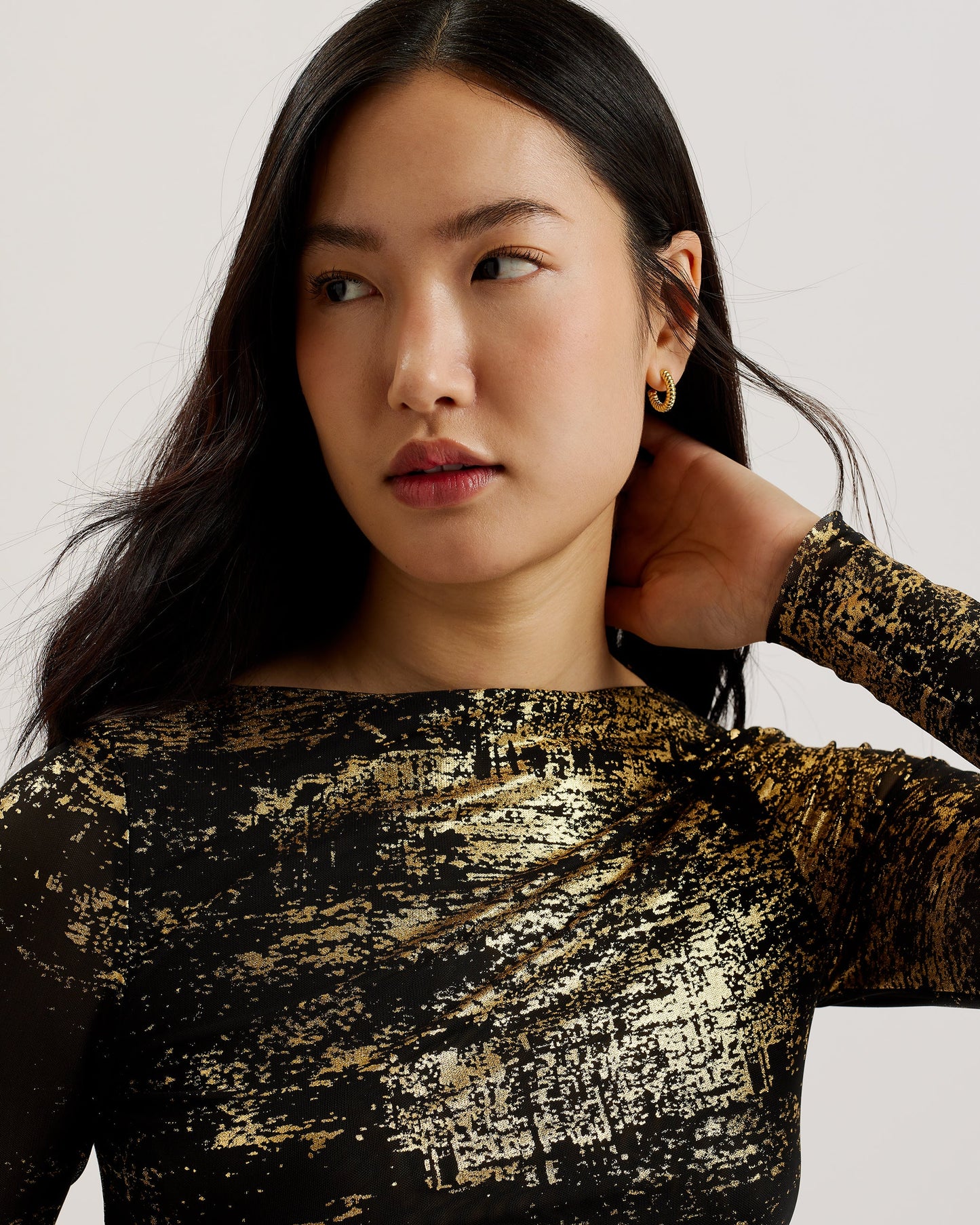 Women's Karenha-Foil Printed Skinny Fit Mesh Top Black