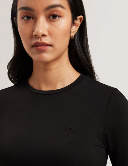 Womens CASY-Fitted Half Sleeve Chest Brande