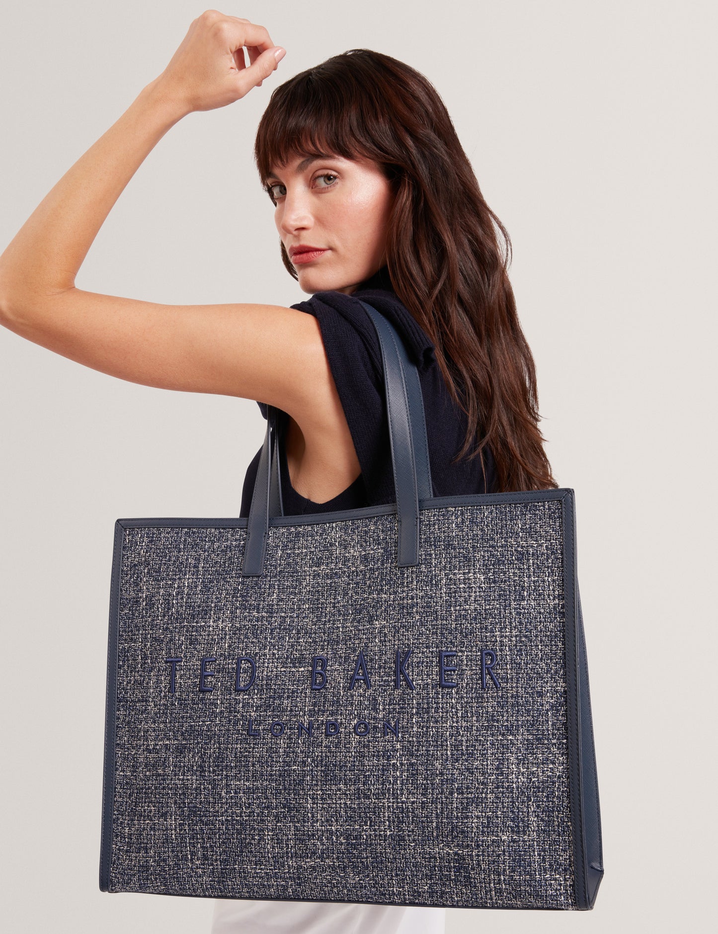 Women's TWEEKON-Tweed Extra Large Icon Bag