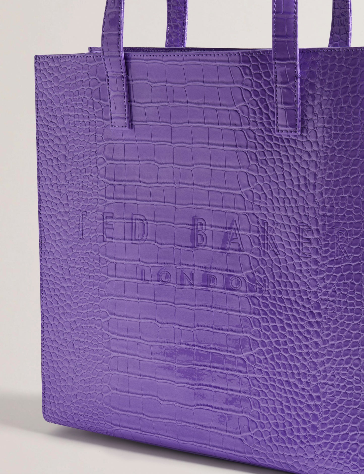 Women's CROCCON-Croc Effect Large Icon Bag