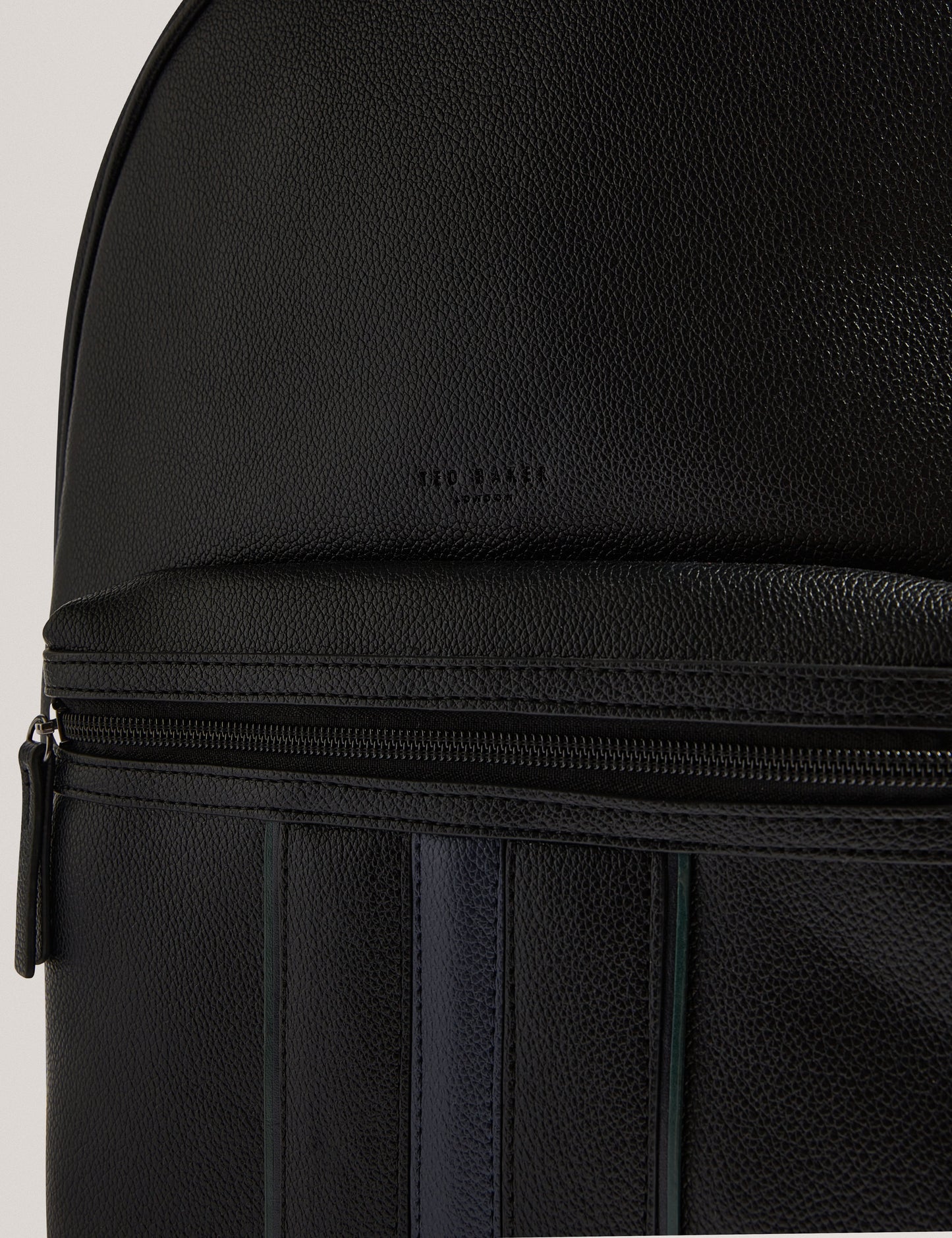 KEVIIN: Stripe PU Backpack
