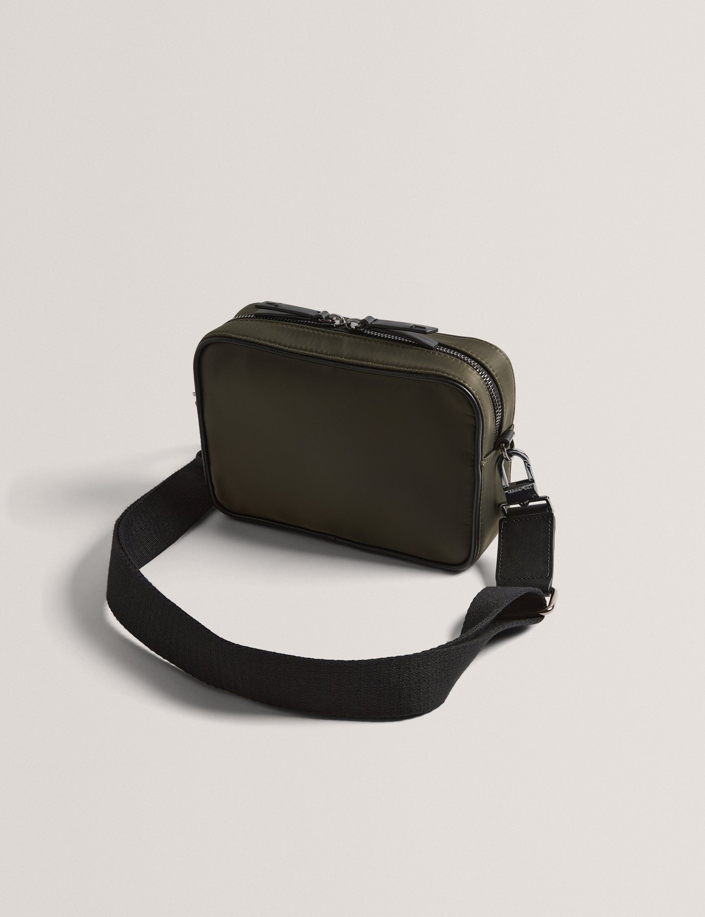 Mens NESBIIT-Nylon TB Script Camera Cross
