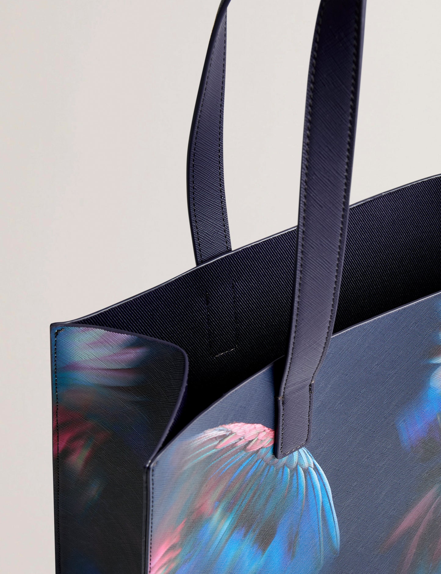 Women's FEAKKON-Feather Print Large Icon Bag Navy