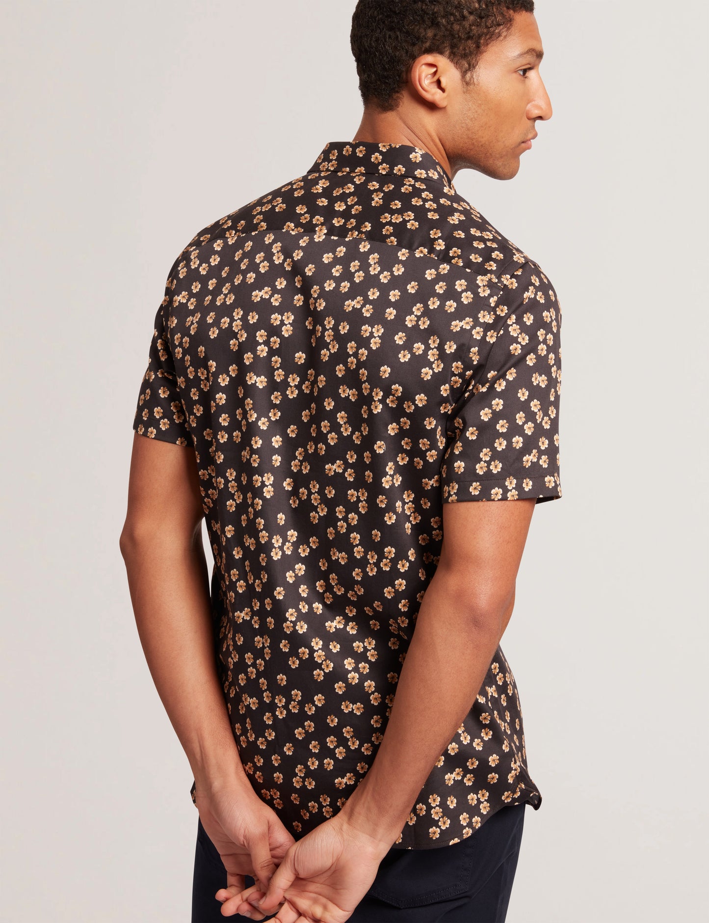 NIKSHO: SS Slim Ditsy Floral Shirt