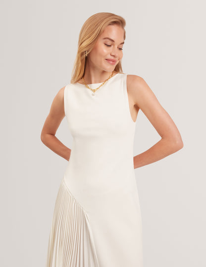 Womens AZZINA-Sleeveless Knit Dress With Pleats