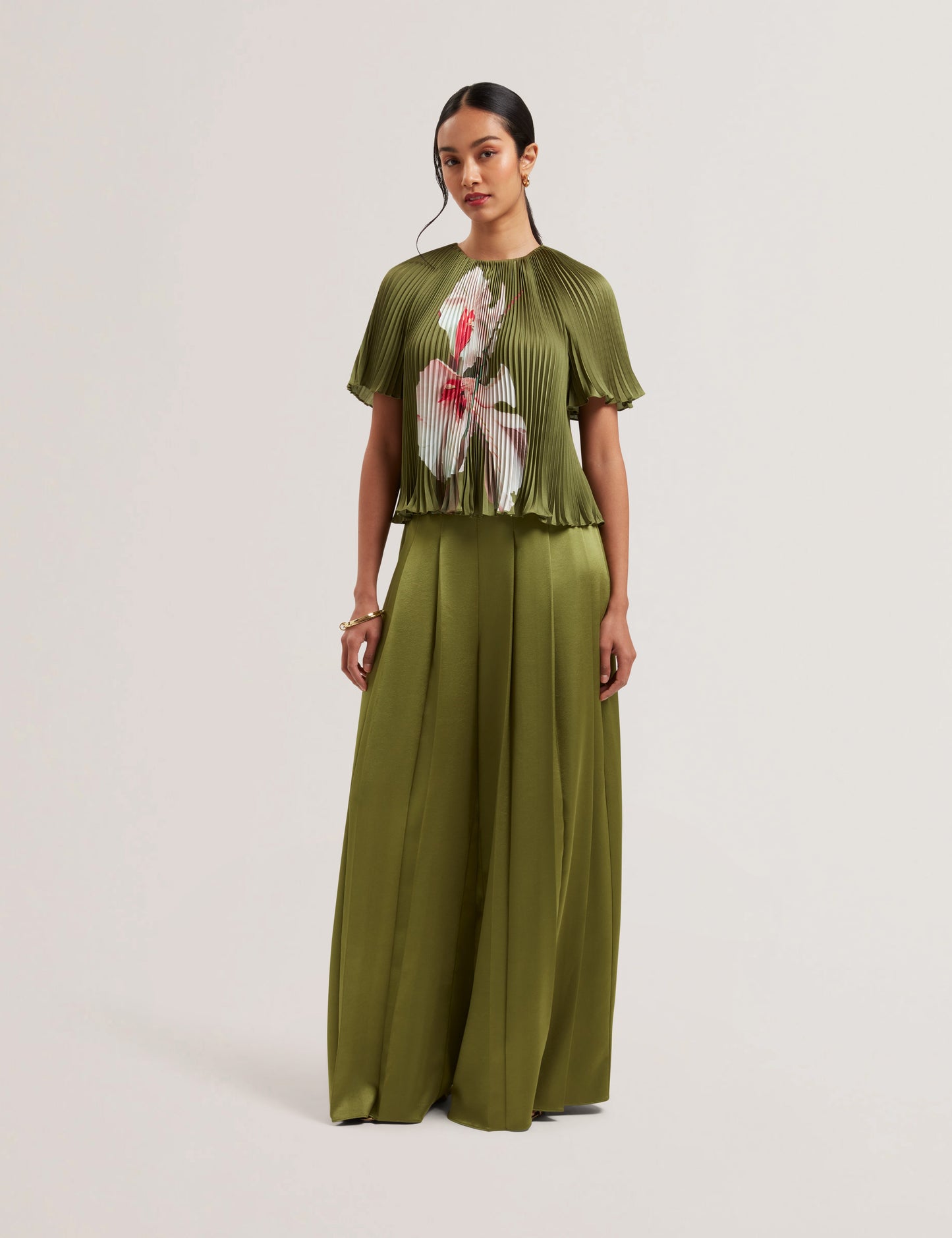 Women's LIONAA-Pleated Short Sleeve Blouse