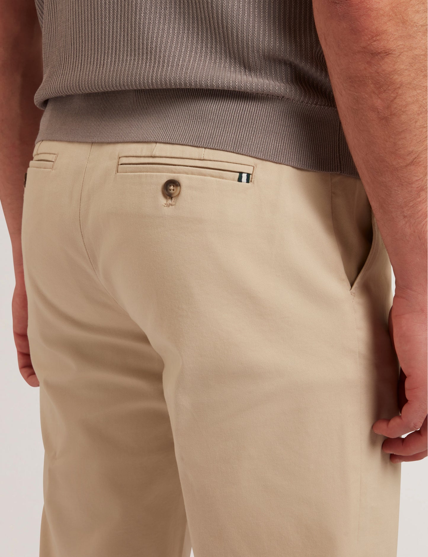 BERNADS: Regular Fit Chino Stone