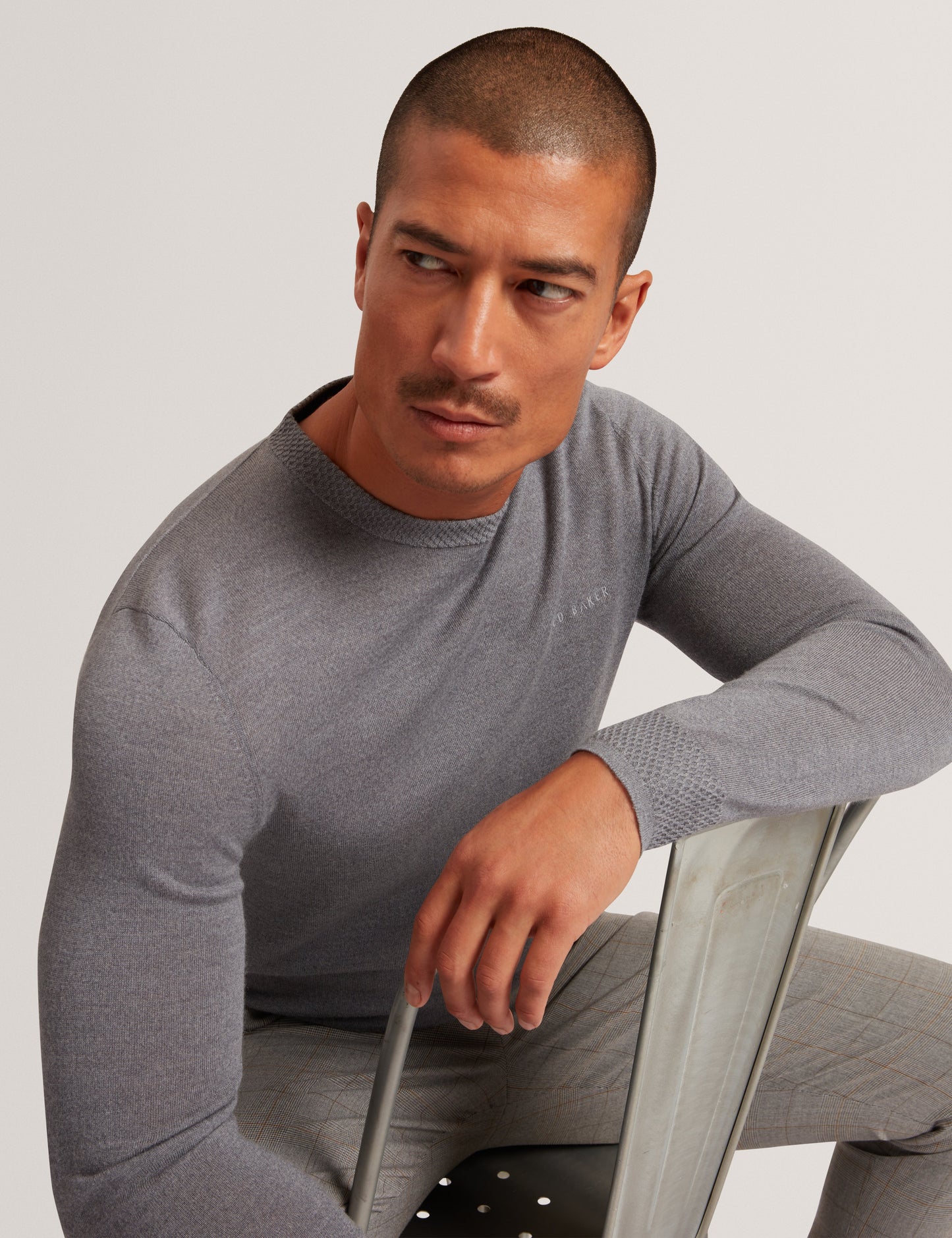LAURNCE: Branded Merino Crew Neck Jumper