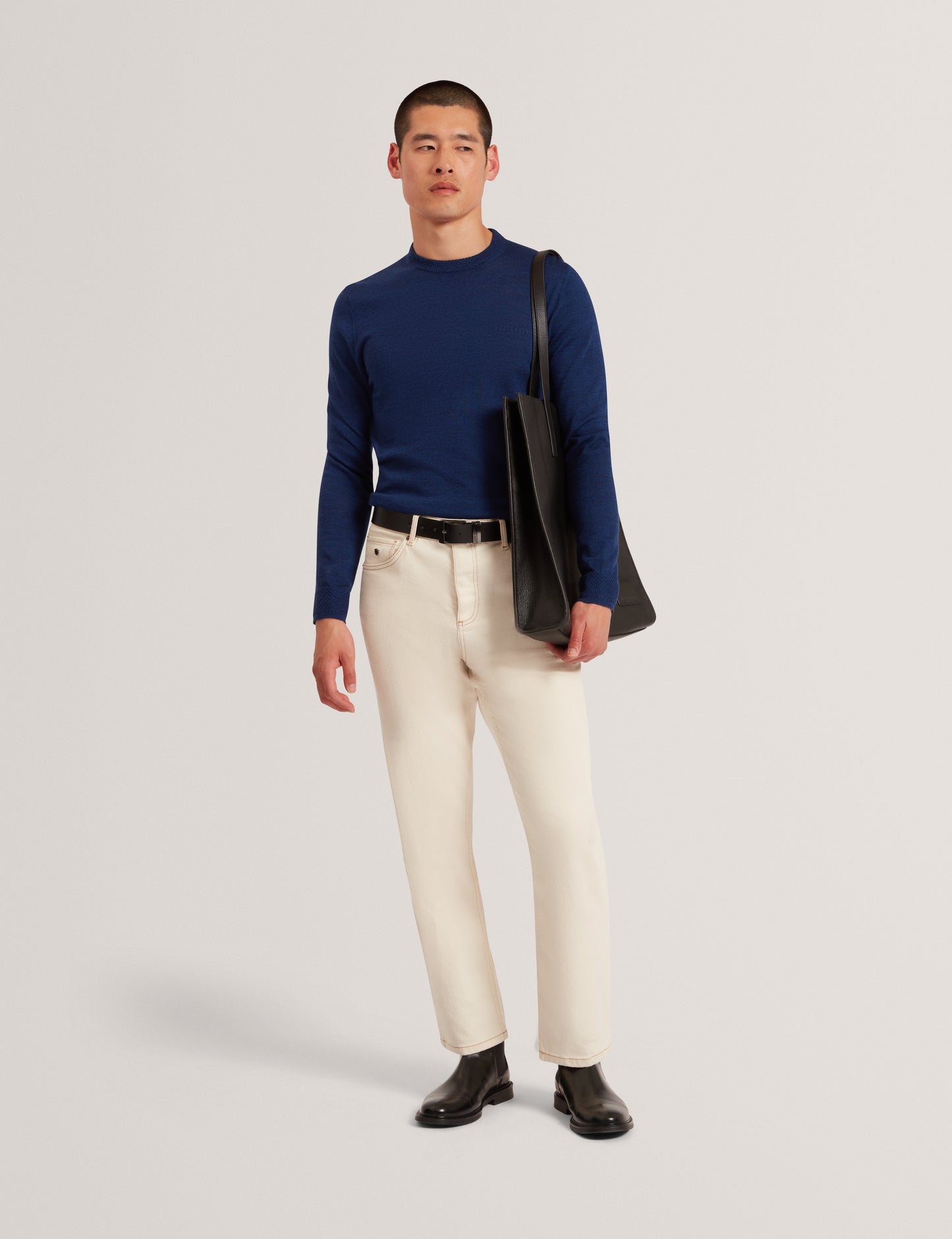 LAURNCE: Branded Merino Crew Neck Jumper