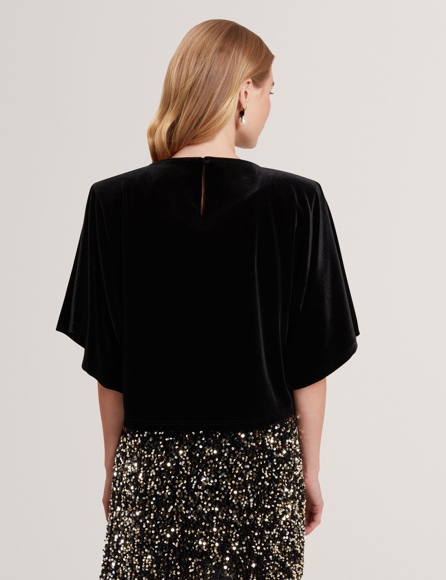 KCATT: Short Sleeve Velvet Top
