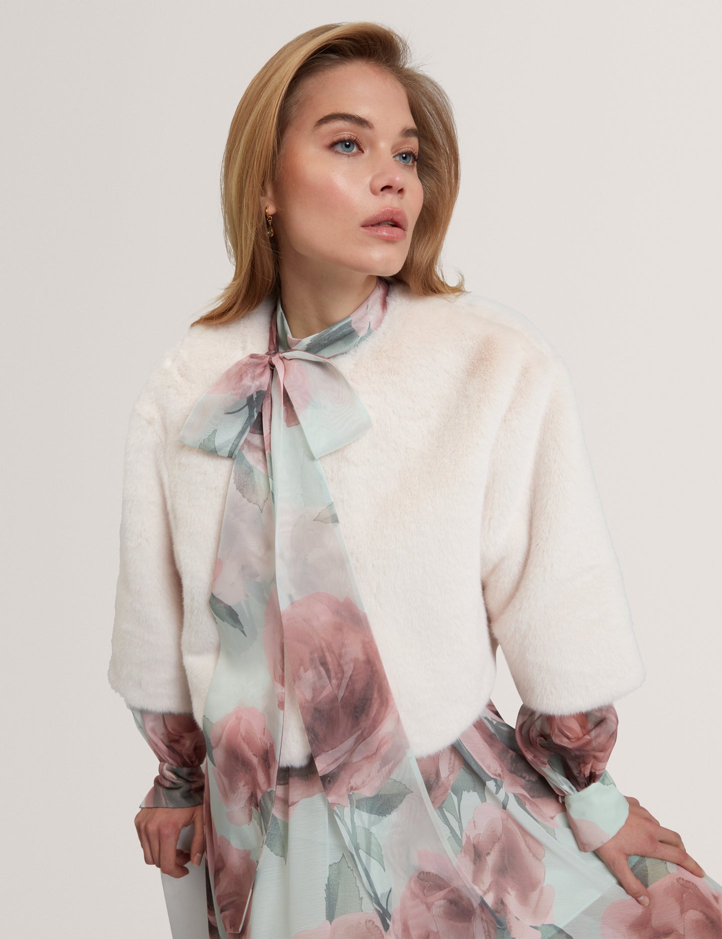 PRIMMRA: Cropped Faux Fur Jacket