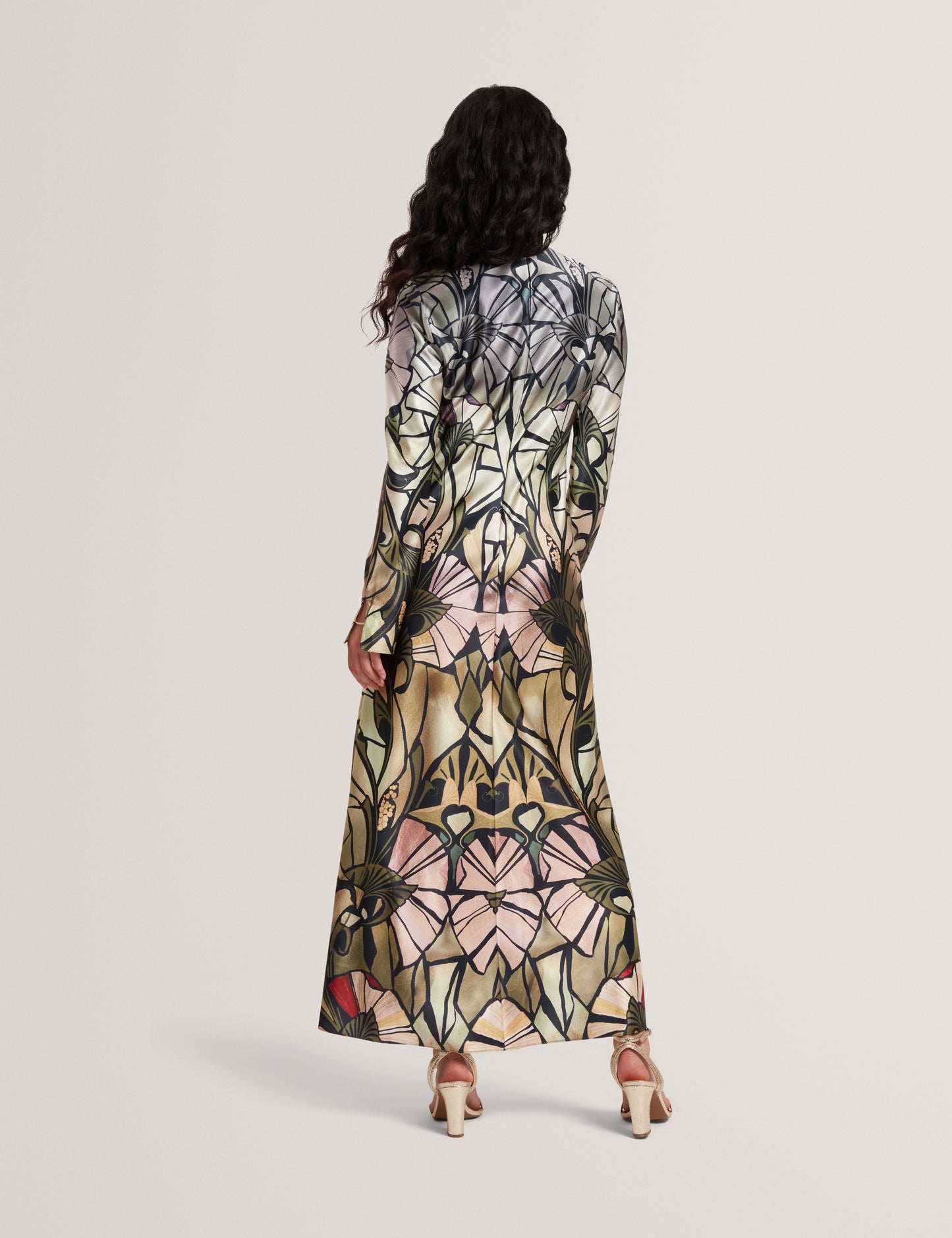 ZELLIE: Print Long Sleeve Midi Dress