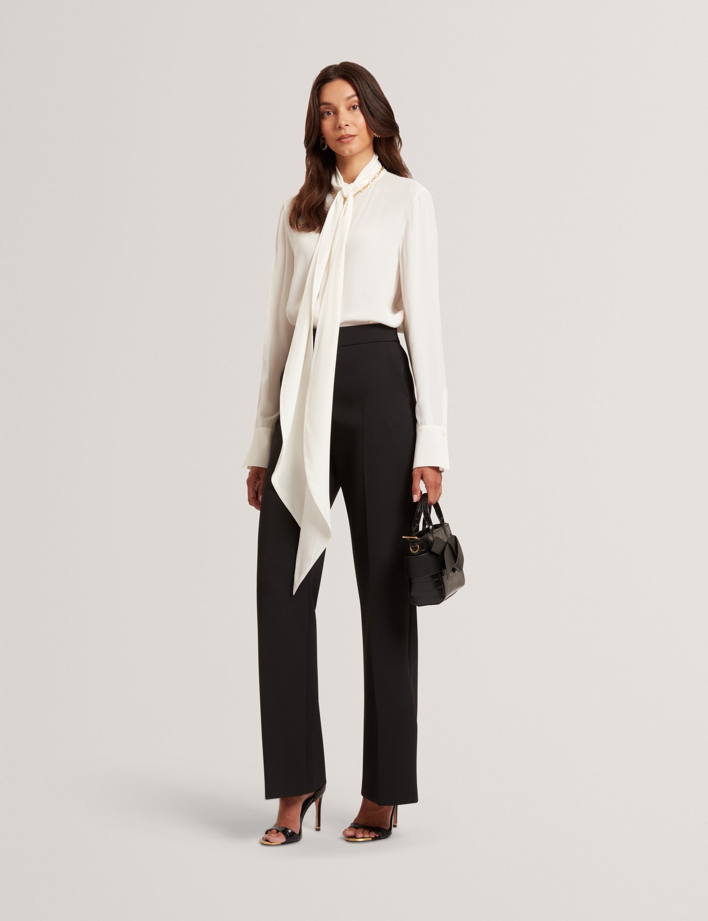 VALEET: Tailored Kick Flare Trouser