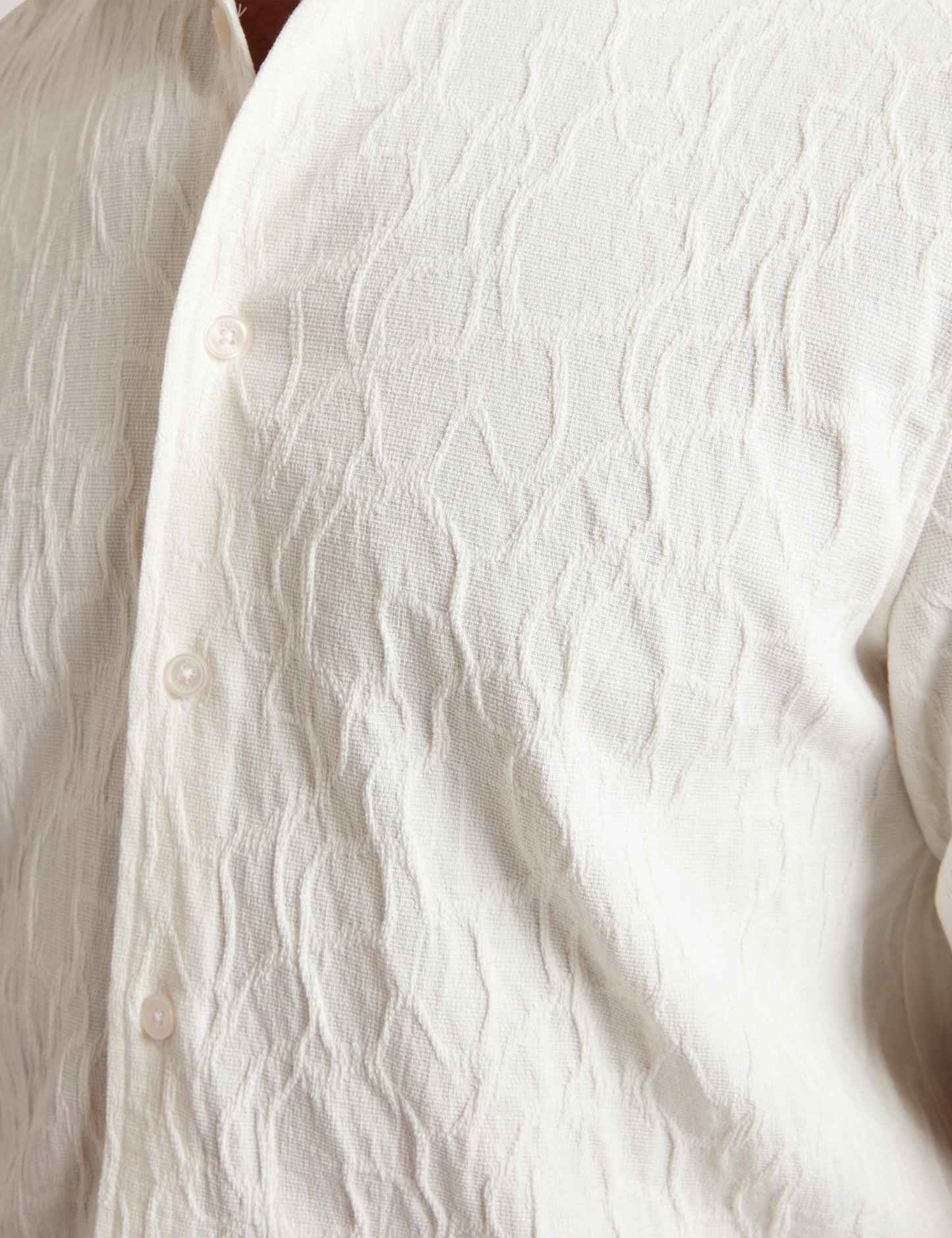 CHIPI: SS Relaxed Textured Shirt