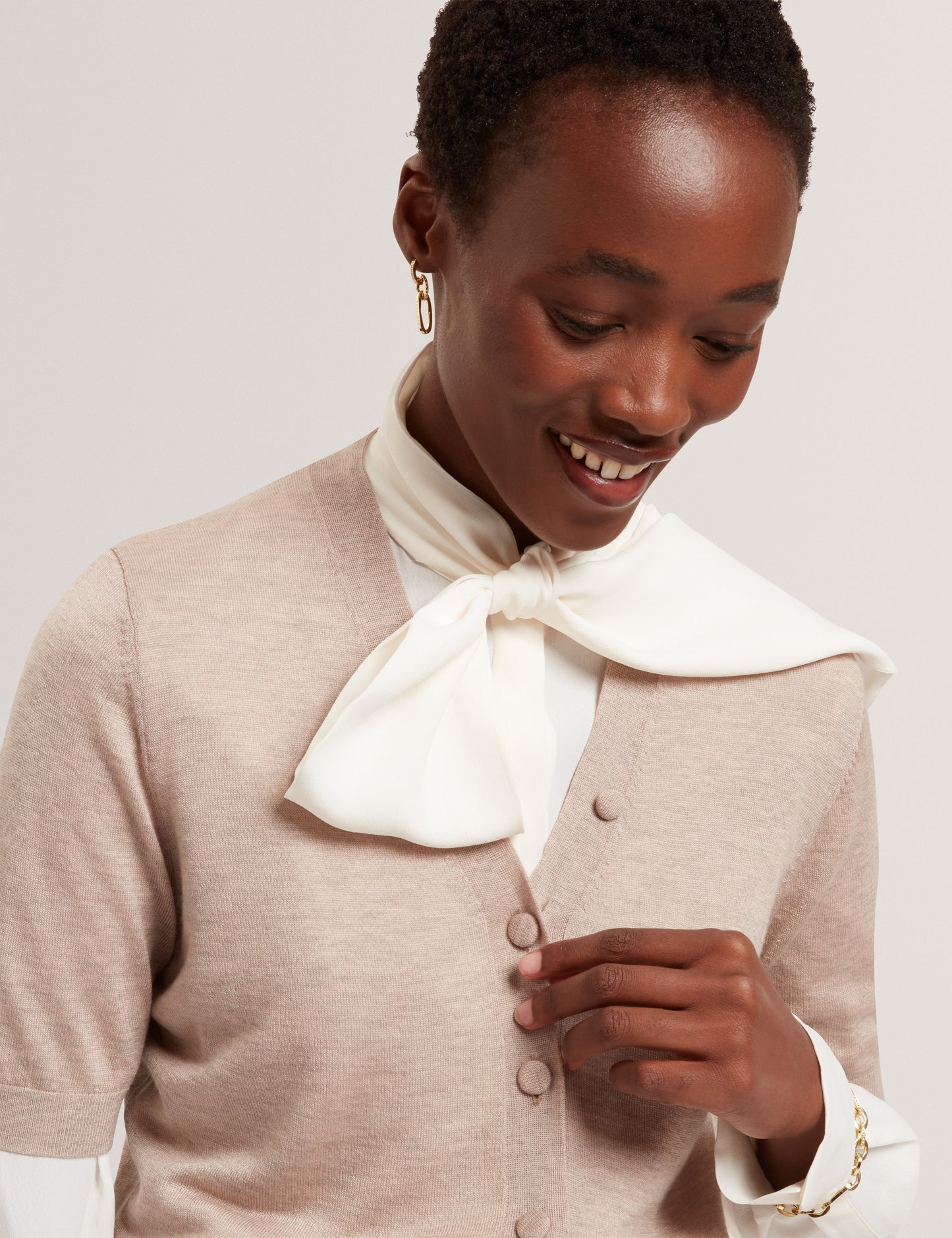 DAZLIA: Knitted Short Sleeve Cardigan