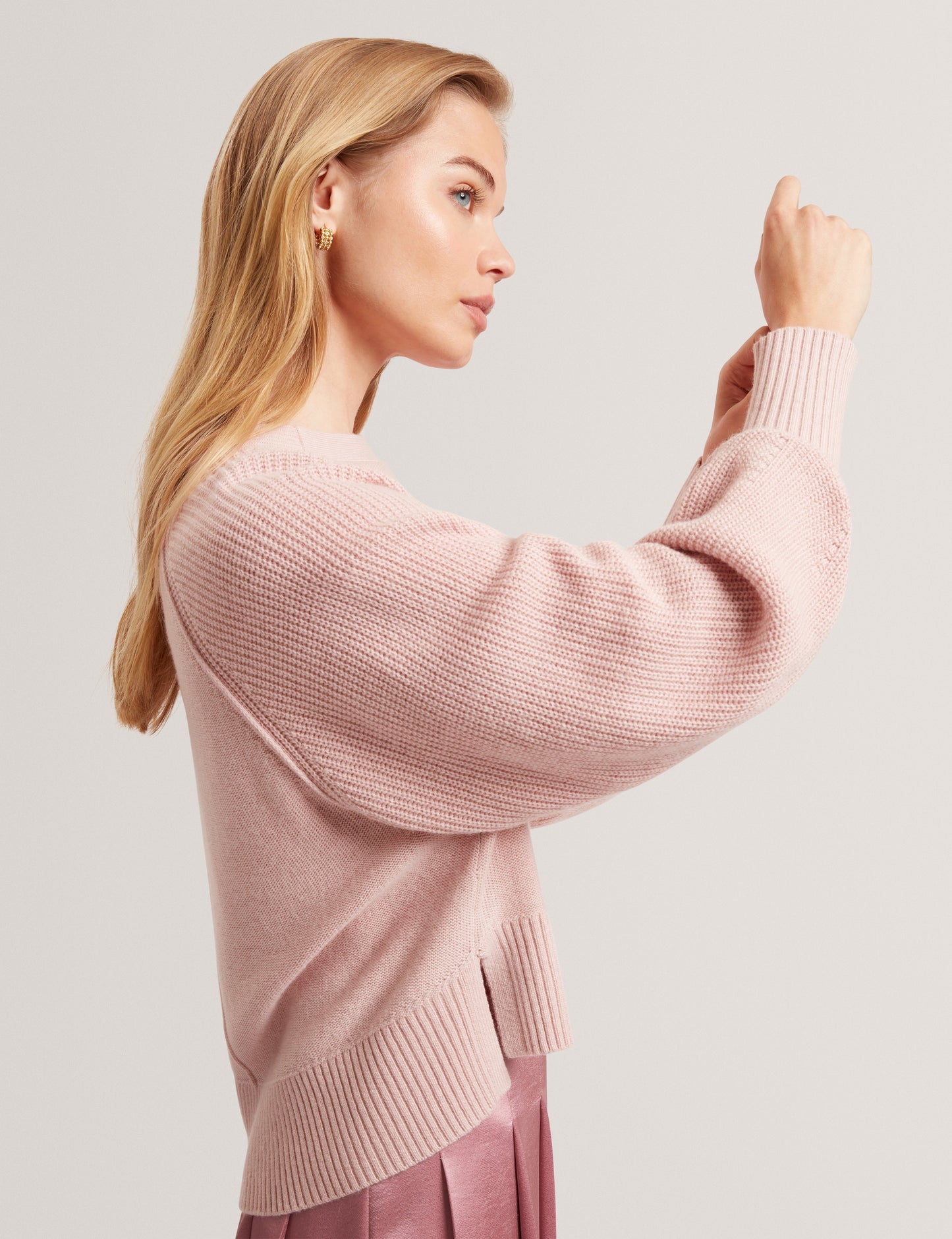 VICCKII: Crew Neck Knitted Jumper