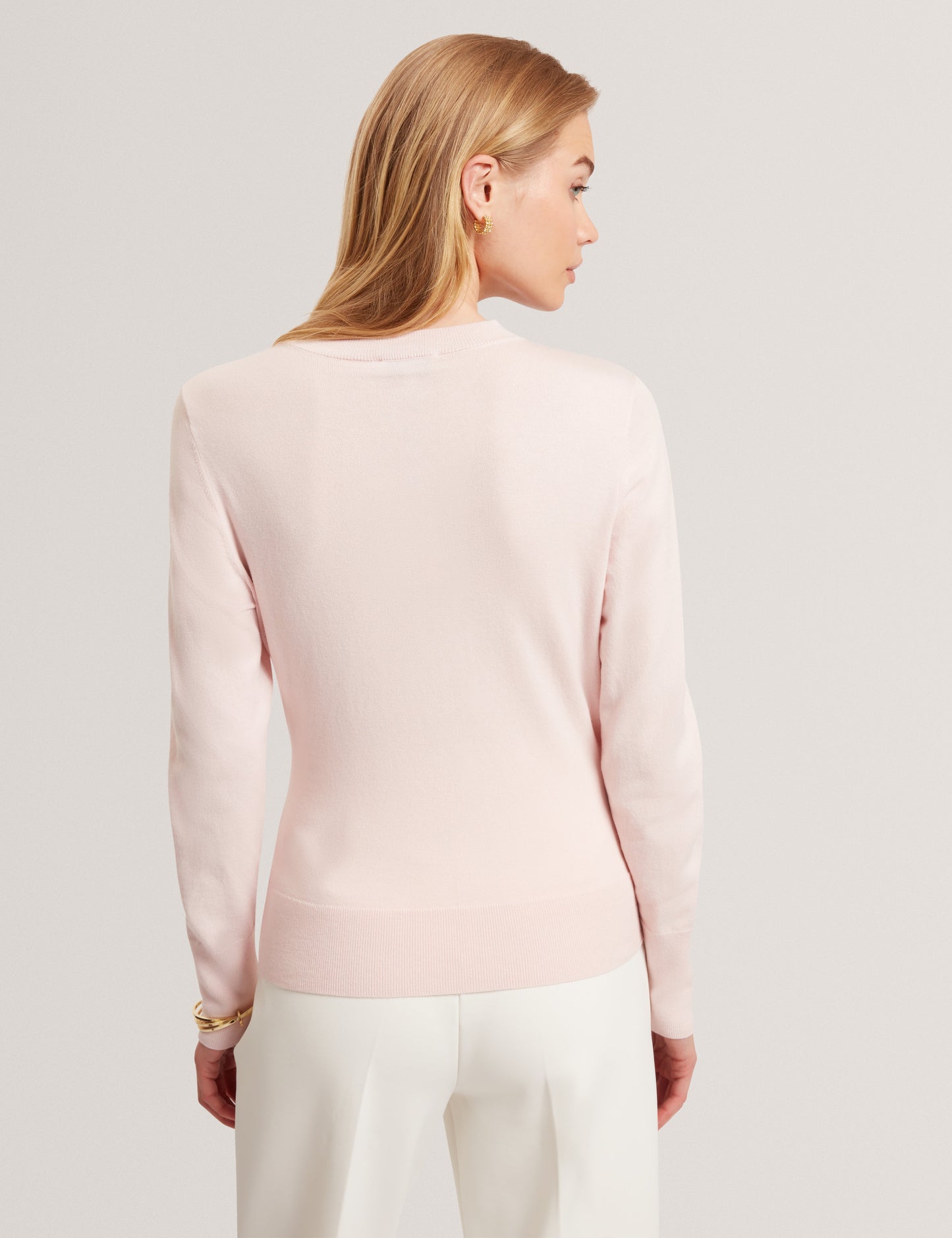 LESLAY: Draped Front Knitted Long Sleeve Top
