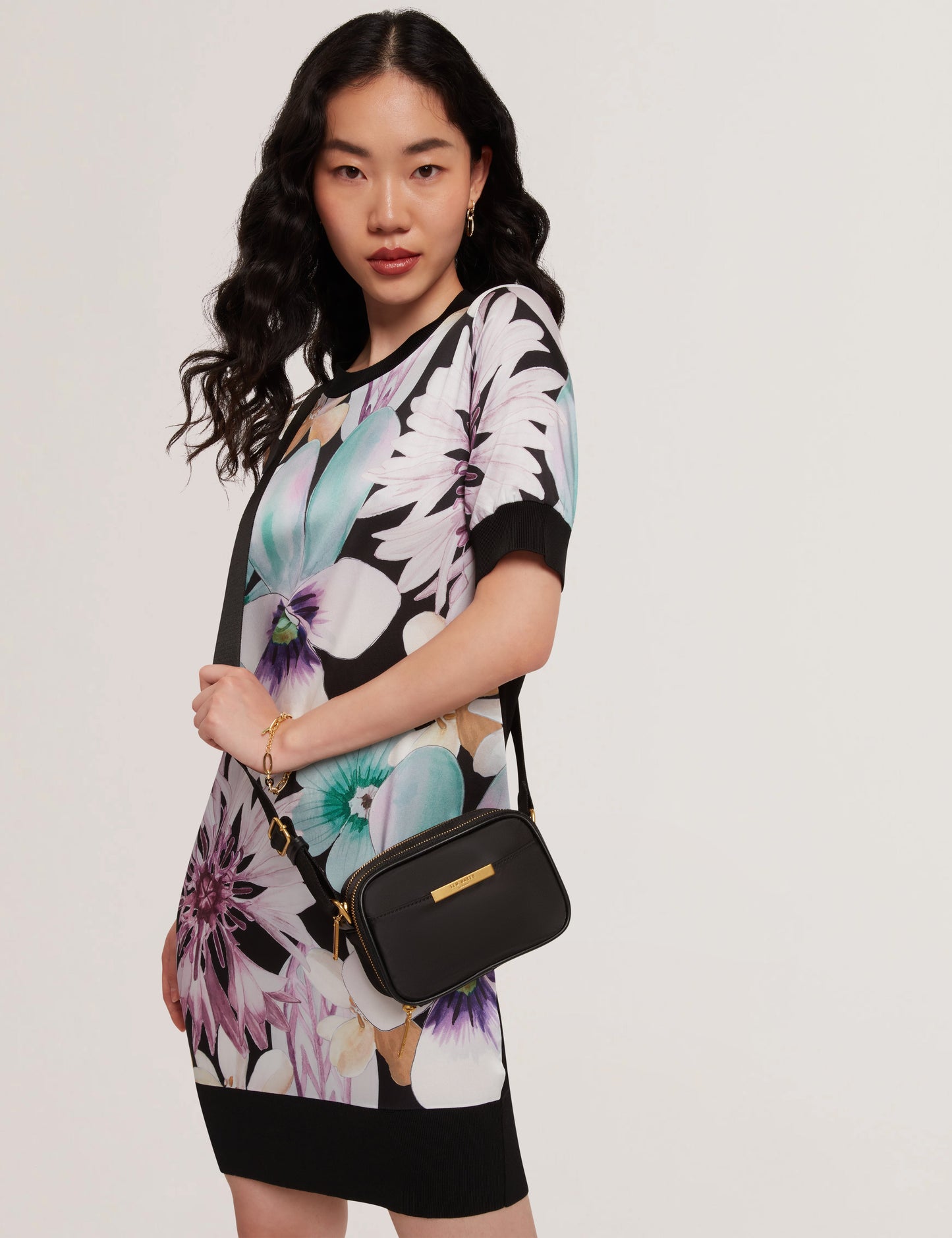 NYKILA: Nylon Small Crossbody Camera Bag
