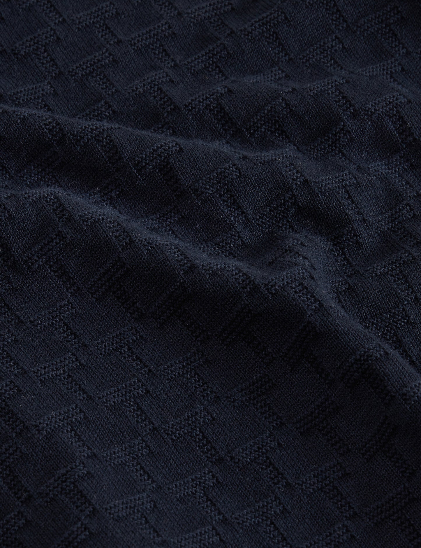 SAINSY: T Stitch Crew Neck