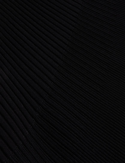 Women's LAYYNII-Invisible Yarn Knit Top Black