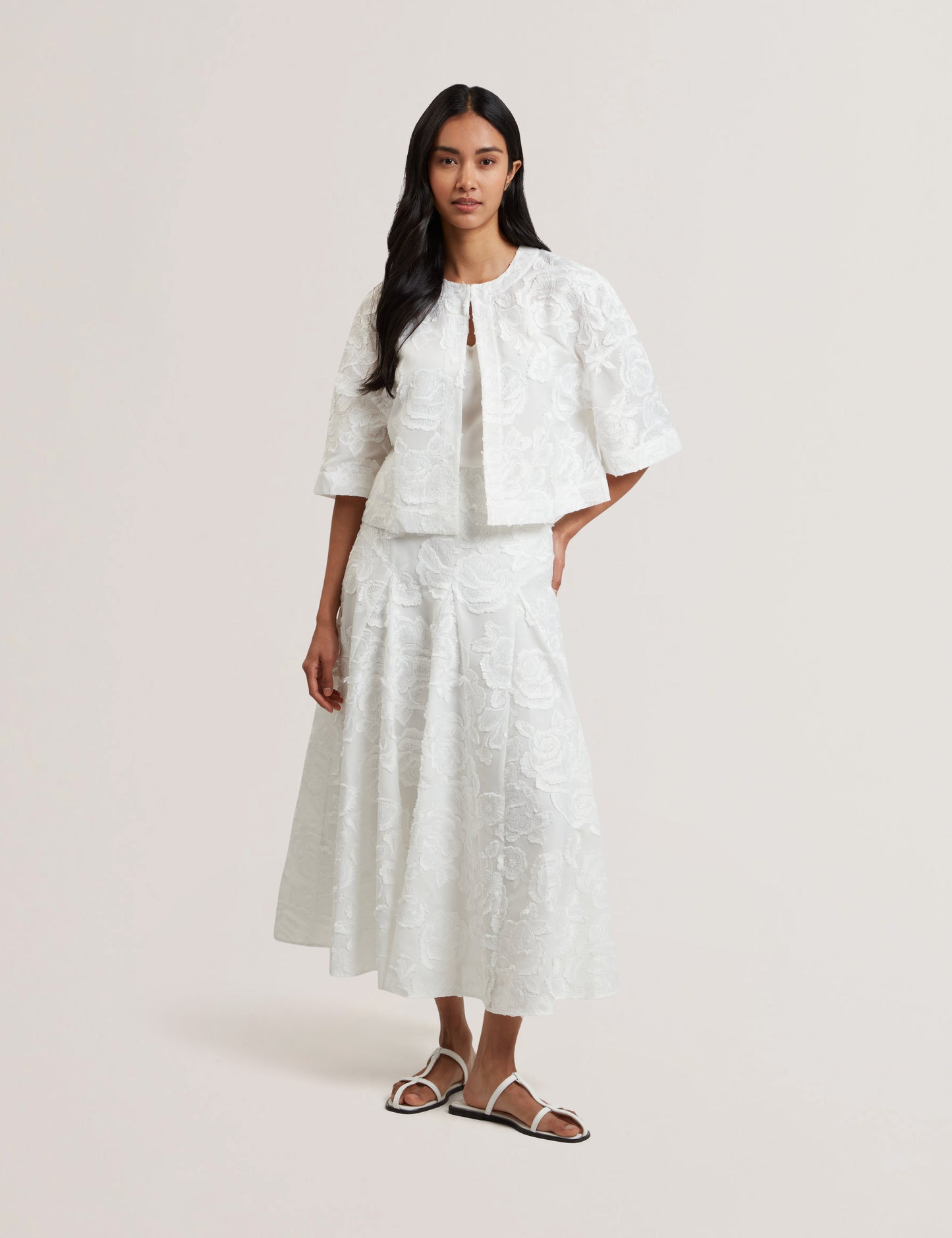 Women's FAELA-Collarless Boxy Fit Cropped Shirt White