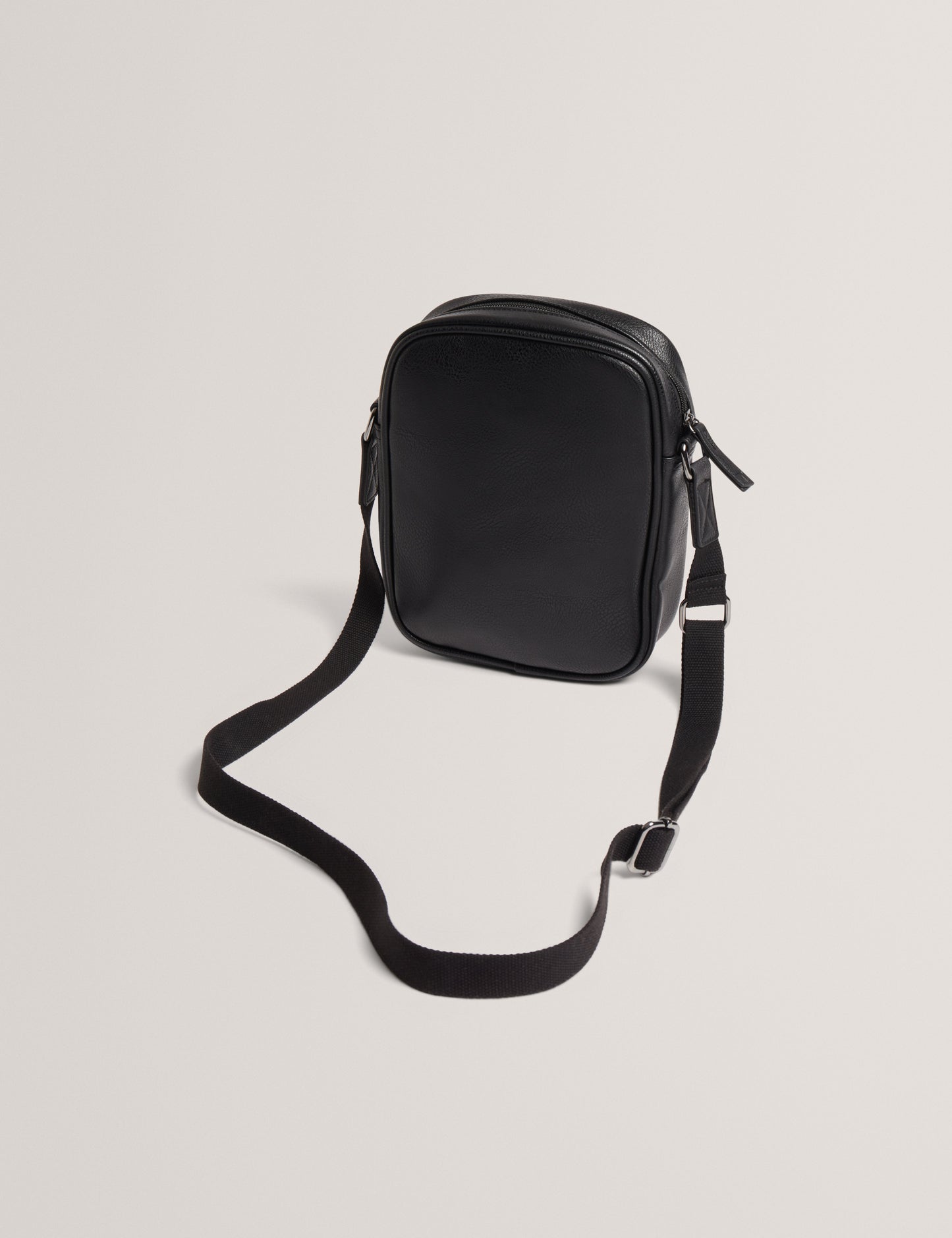 KEIIGAN: Stripe PU Flight Bag