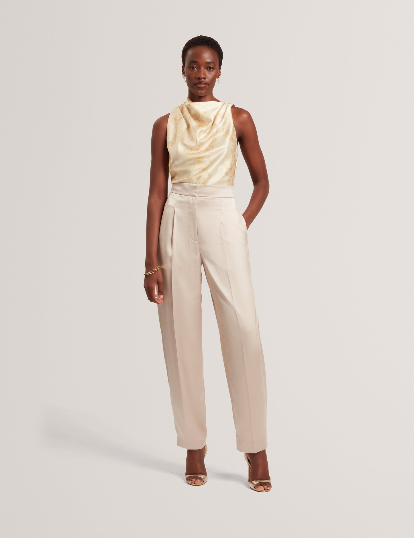 COBLA: Print Sleeveless Drape Neck Top