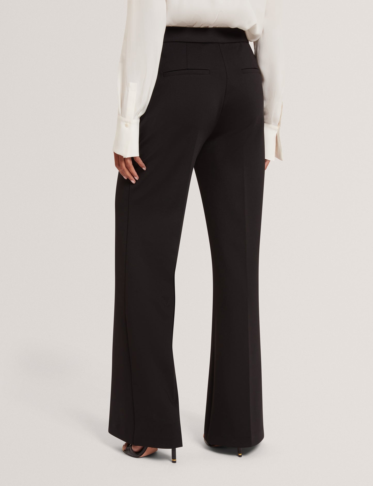 INDRIV: High Waisted Flare Trouser
