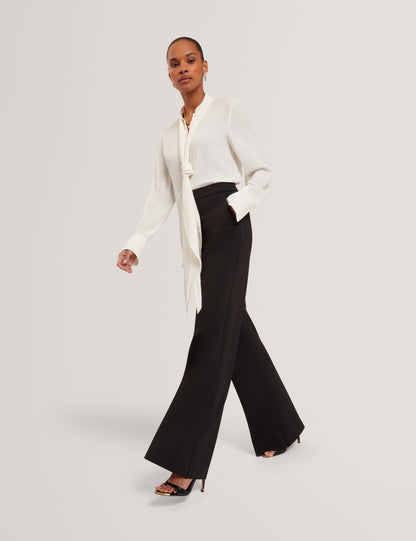INDRIV: High Waisted Flare Trouser