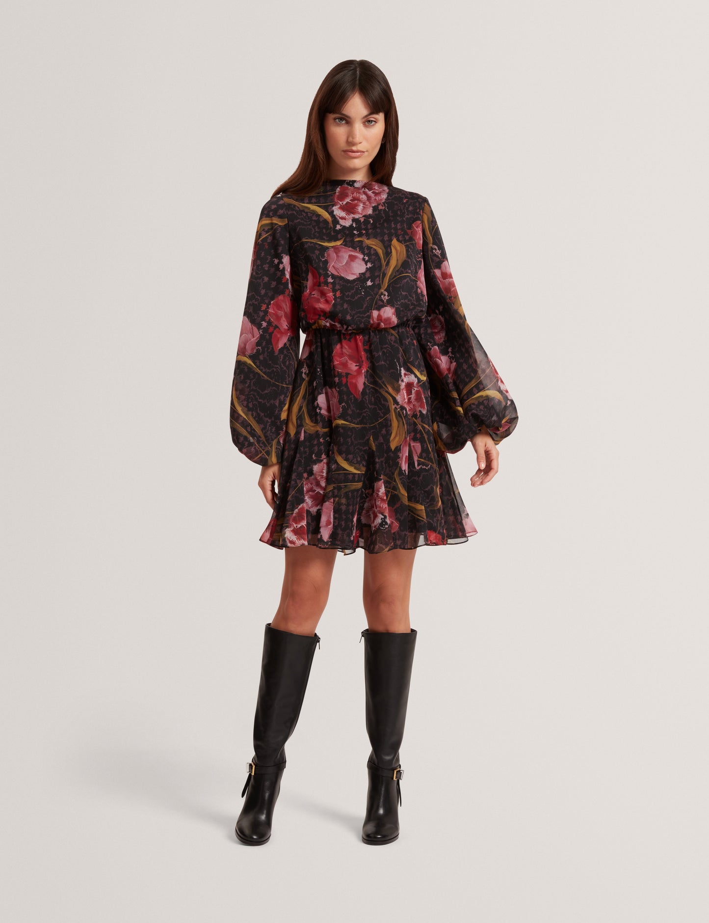 ENDRINA: Long Sleeve Printed Midi Dress