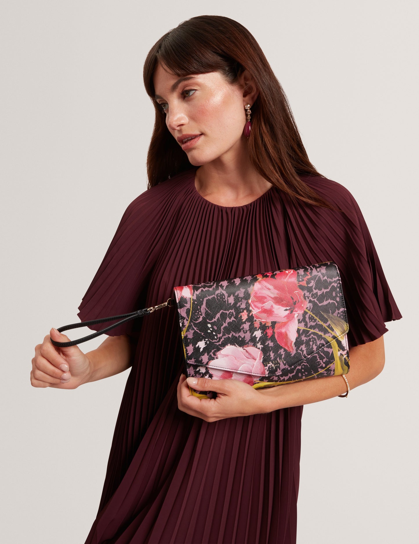 TARLLA: Floral Printed Icon Pouch