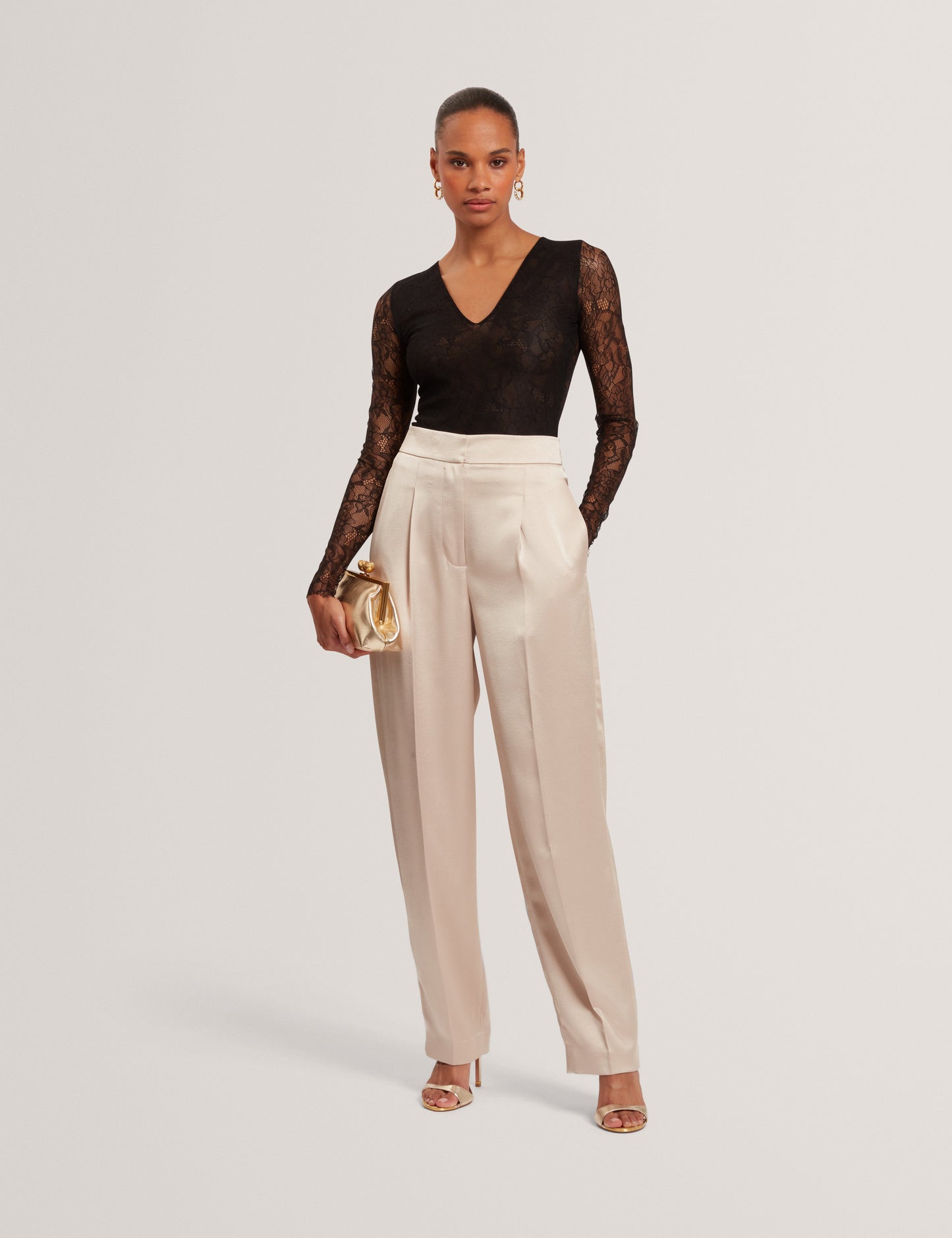 CHIIRA: Barrel Leg Trouser