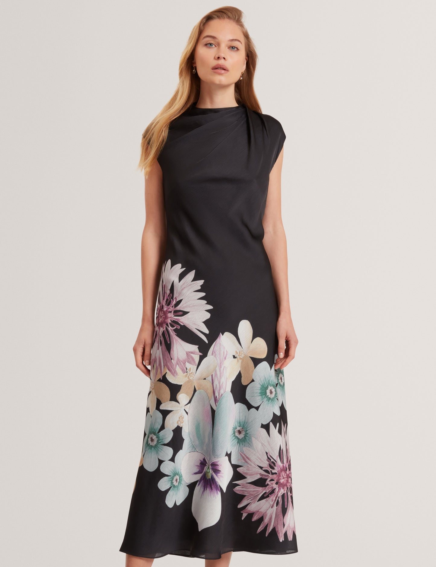 DEMITA: Printed Short Sleeve Draped Neck Midi Dress