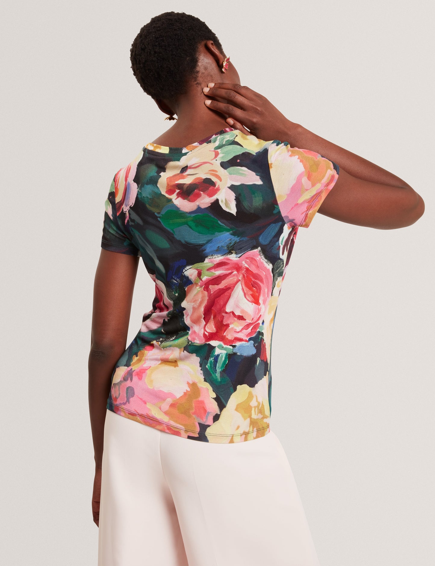 MAYFLA: Printed Fitted Tee