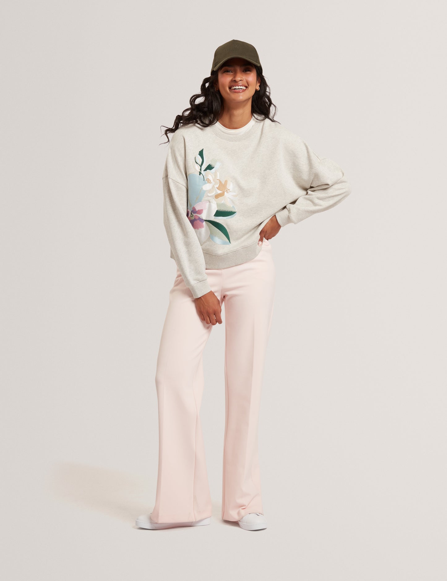 BROOKLA: Printed Embroidered Sweatshirt