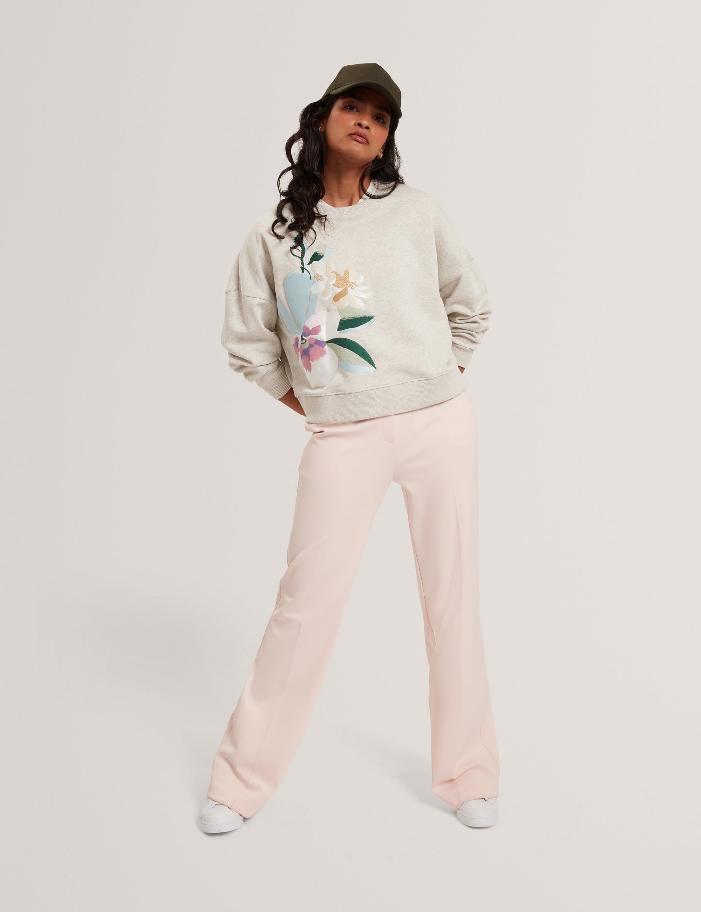 BROOKLA: Printed Embroidered Sweatshirt