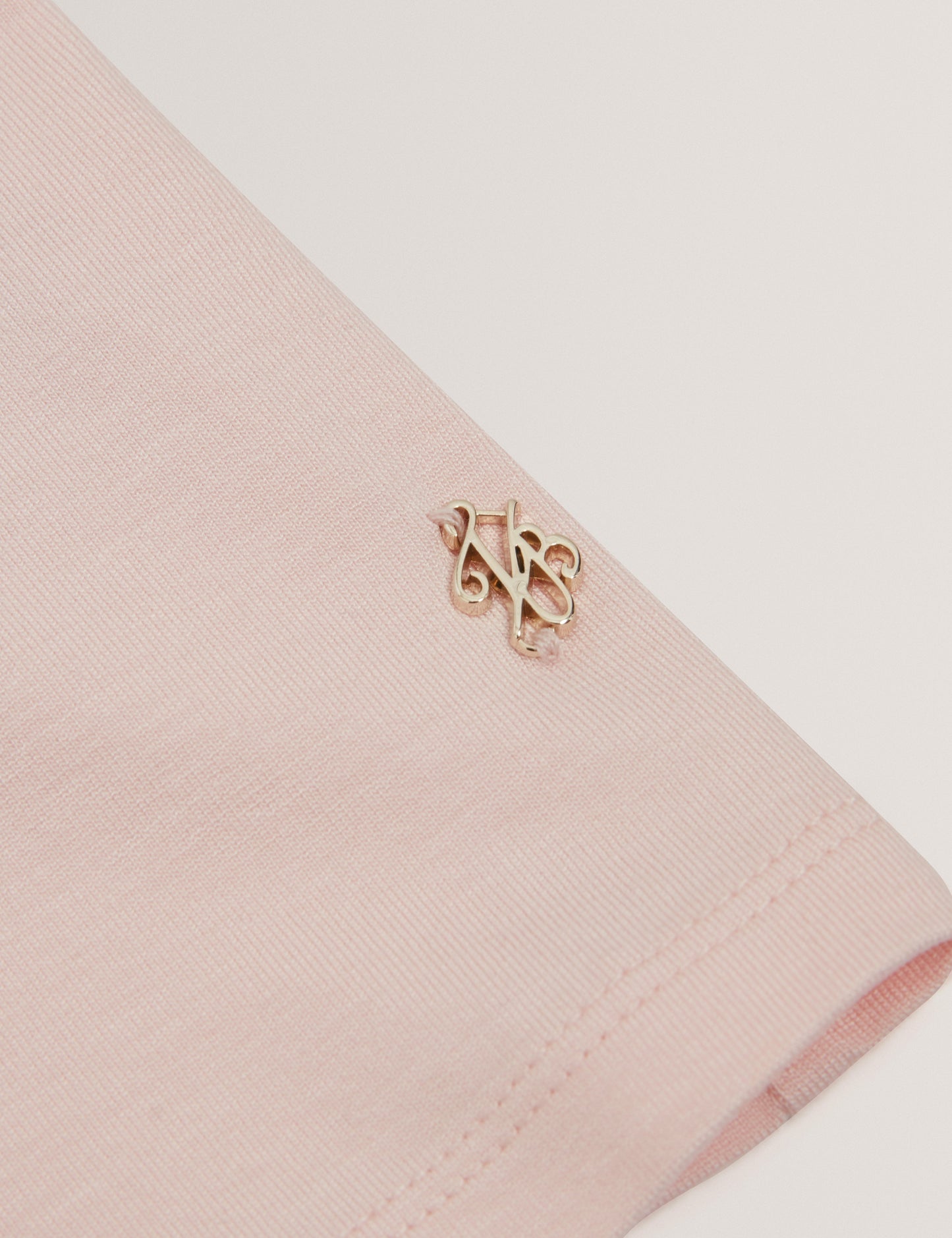 LARNAA: Short Sleeve Fitted Tee