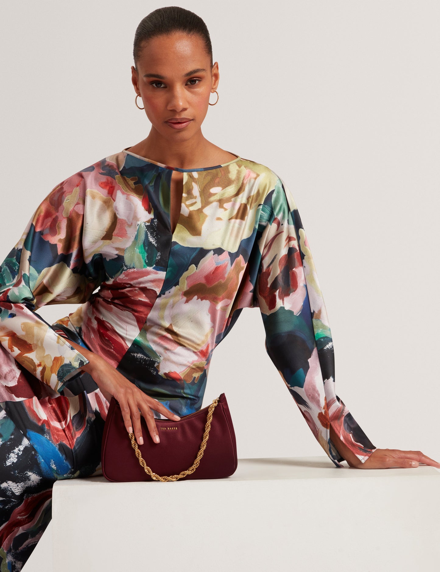 LOVESA: Printed Long Sleeve Midi Dress